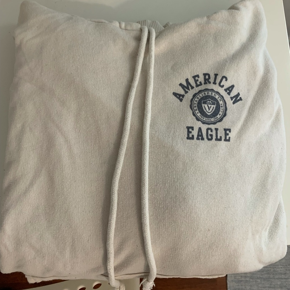 American eagle sweatshirt (5 for $15)